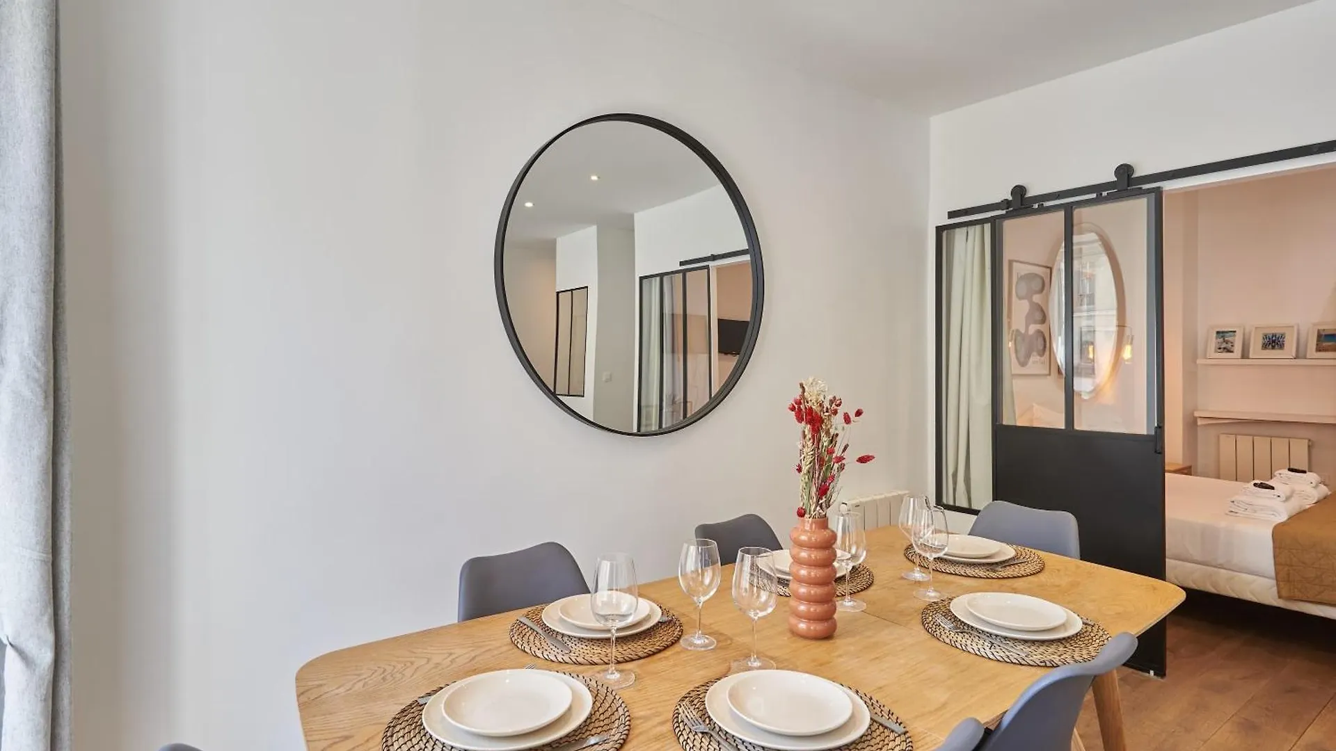 Apartment 2 Bedrooms Center Of פריז צרפת